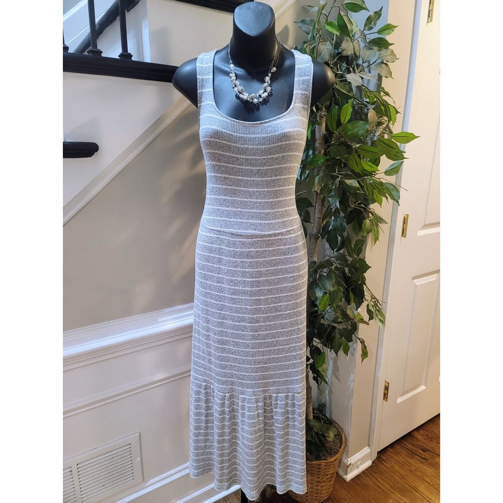 Daily Ritual Tank Dress Womens L Gray White Striped Ribbed Knit Scoop Ruffle Hem